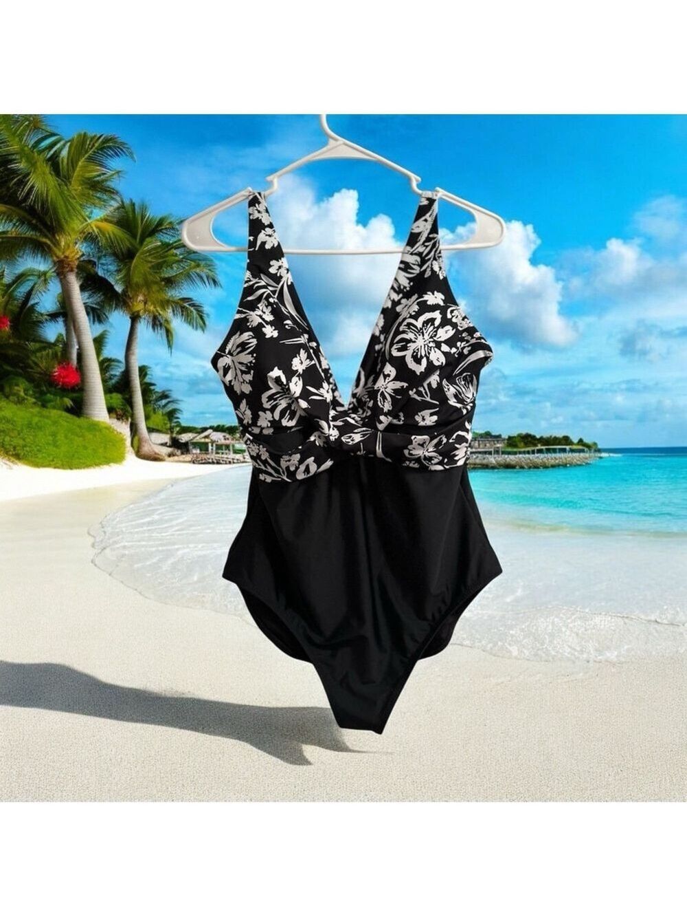 HEAT One-piece Swim Suit Womens Large Black With White Florals Flowers